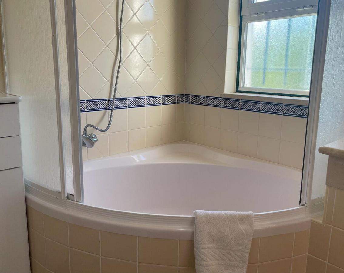 فيلا Moradia T3 Aguia Marina, Com Piscina E Bbq البوفيرا المظهر الخارجي الصورة